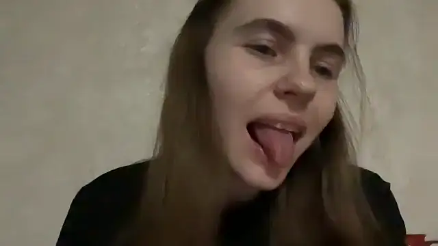 Snapshot of Delilah_Leila chatting on May 2026 09:23:01 PM Delilah Leila online show from May 2026 09:23:01 PM