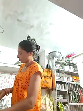 ISHANI-SINGH online show from October 2025 02:22:02 AM