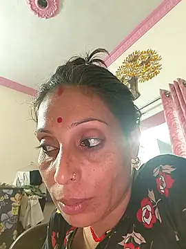 ISHANI-SINGH online show from November 2025 04:40:02 PM