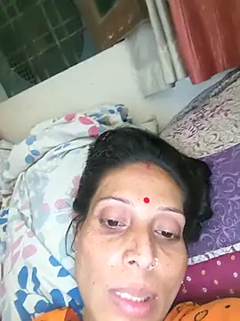ISHANI-SINGH online show from April 2026 01:53:02 PM