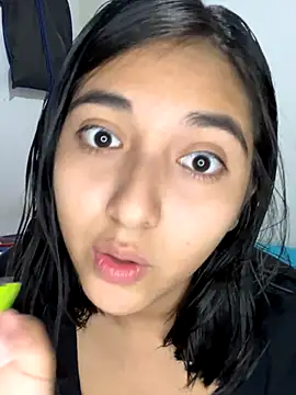 Snapshot of Milly_Sweet14 chatting on September 2025 03:10:02 AM Milly Sweet14 online show from September 2025 03:10:02 AM