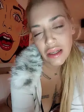 Snapshot of hacheacca chatting on November 2025 09:26:01 PM hacheacca online show from November 2025 09:26:01 PM