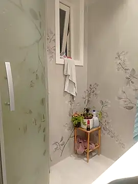 Solek56 online show from October 2025 06:05:02 PM