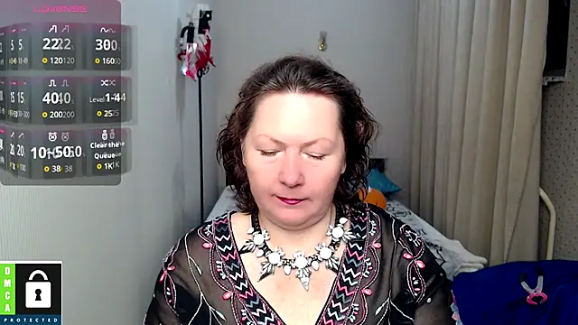 Snapshot of milf_hornys chatting on October 2025 04:19:02 PM milf hornys online show from October 2025 04:19:02 PM