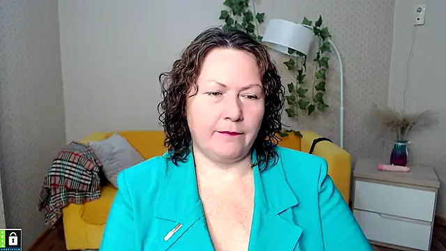 Snapshot of milf_hornys chatting on November 2025 04:07:01 PM milf hornys online show from November 2025 04:07:01 PM