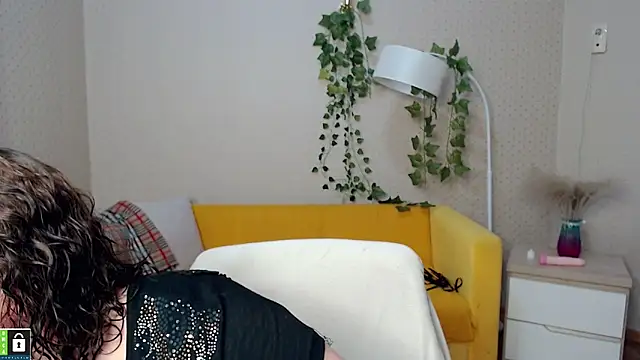 Snapshot of milf_hornys chatting on November 2025 05:03:02 PM milf hornys online show from November 2025 05:03:02 PM