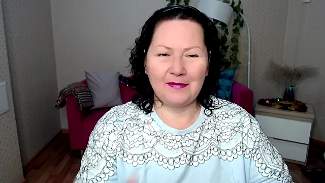 Snapshot of milf_hornys chatting on November 2025 04:31:02 PM milf hornys online show from November 2025 04:31:02 PM