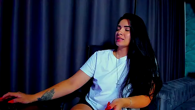 DevashaQueenX online show from November 2025 10:33:02 PM