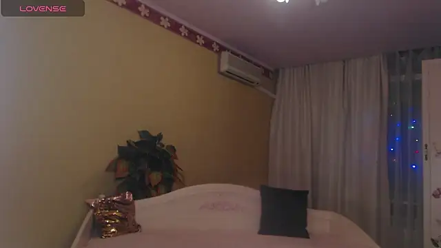 LiSinDoll online show from February 2026 01:11:01 AM