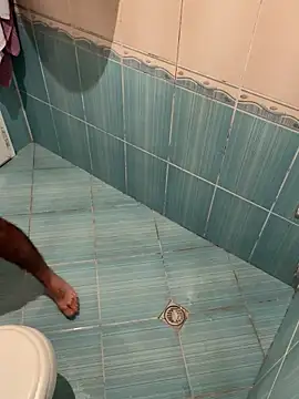 Snapshot of Cruel00 chatting on October 2025 04:15:02 PM Cruel00 online show from October 2025 04:15:02 PM