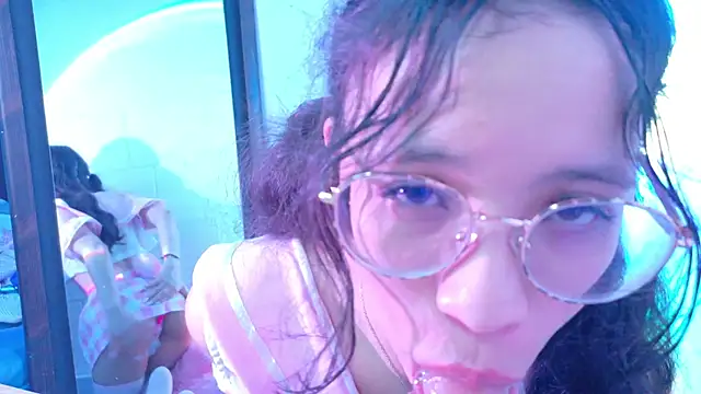 Giaa rossi online show from January 2026 07:11:01 PM