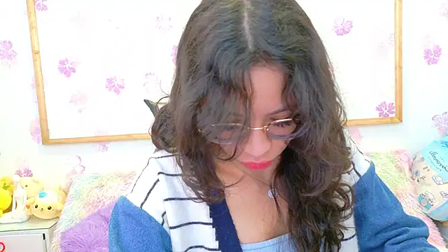 Giaa rossi online show from February 2026 01:09:01 PM