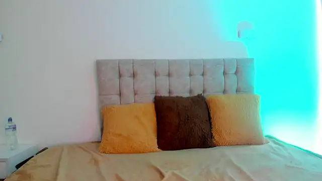 Snapshot of Dakota_Mars chatting on November 2025 12:39:02 PM Dakota Mars online show from November 2025 12:39:02 PM