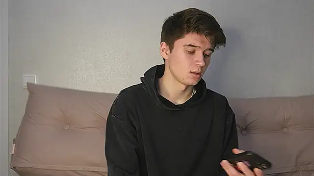 SherlockMax online show from October 2025 07:32:01 PM