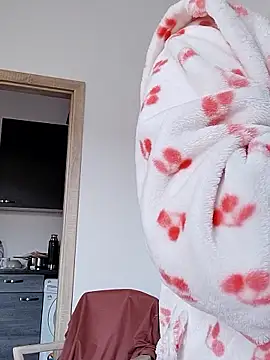 VikaKing online show from November 2025 10:14:02 AM