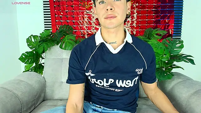 CamiiGuzmanX online show from February 2026 09:24:02 PM