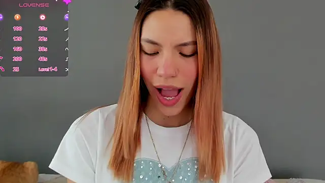 AntonellaaRossii online show from October 2025 01:18:01 PM