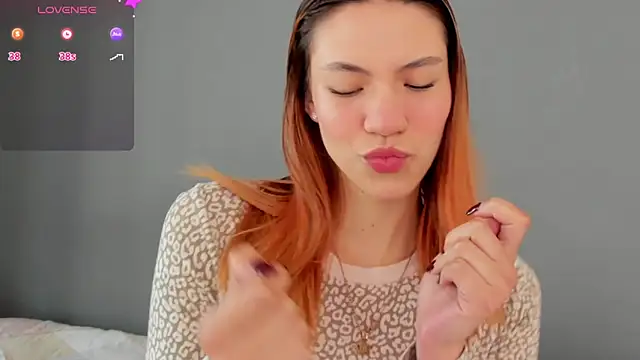 AntonellaaRossii online show from October 2025 01:09:01 PM