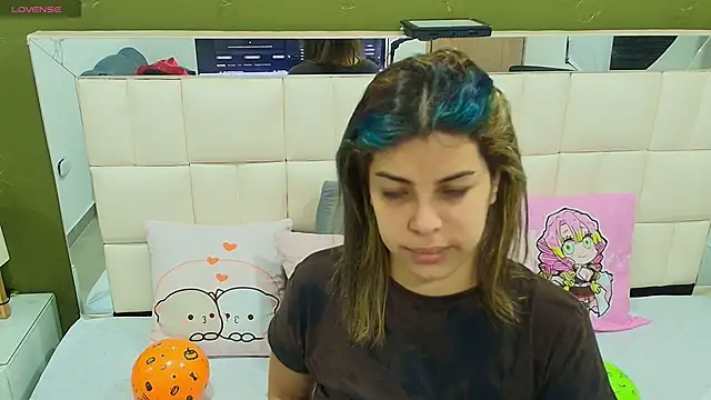 gisell gomez online show from October 2025 12:06:02 PM