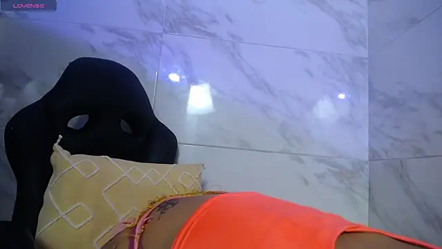 Snapshot of kairadayamai chatting on September 2025 11:43:01 PM kairadayamai online show from September 2025 11:43:01 PM