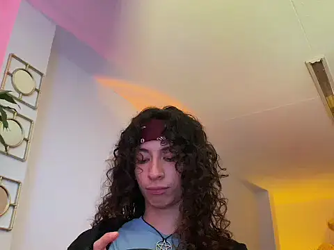 camille delrey online show from October 2025 02:01:02 AM