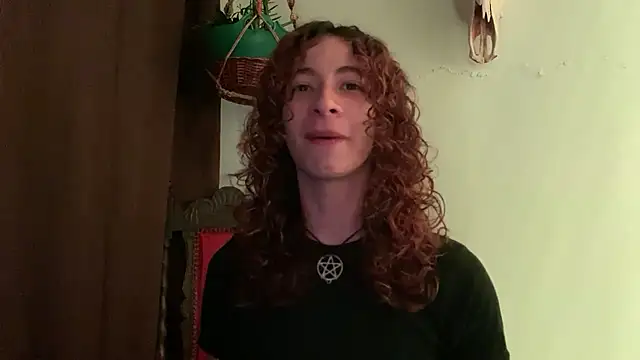 Snapshot of camille_delrey chatting on June 2026 11:35:01 PM camille delrey online show from June 2026 11:35:01 PM