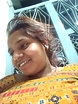 Hot crety online show from October 2025 03:31:02 PM