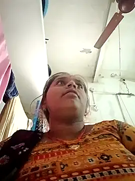 Hot crety online show from October 2025 08:37:01 AM