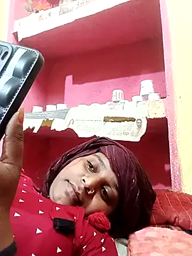 Snapshot of Hot_crety chatting on May 2026 06:02:01 PM Hot crety online show from May 2026 06:02:01 PM