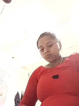 Snapshot of Hot_crety chatting on June 2026 09:04:01 PM Hot crety online show from June 2026 09:04:01 PM