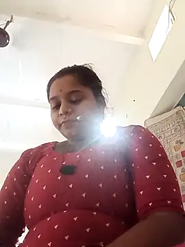Snapshot of Hot_crety chatting on June 2026 05:52:02 AM Hot crety online show from June 2026 05:52:02 AM