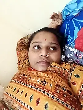 Snapshot of Hot_crety chatting on July 2026 09:37:02 AM Hot crety online show from July 2026 09:37:02 AM