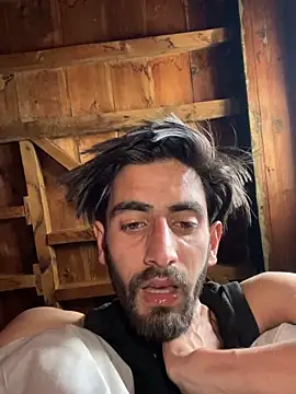 lyath3245 online show from March 2026 07:14:02 AM