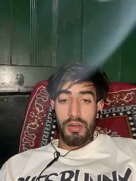 lyath3245 online show from April 2026 07:18:01 PM