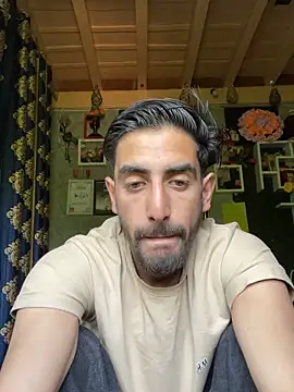 lyath3245 online show from June 2026 05:19:02 AM