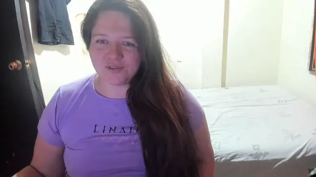 Snapshot of Daphne_girlsex chatting on September 2025 05:09:01 AM Daphne girlsex online show from September 2025 05:09:01 AM