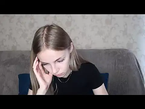 HitGyrl online show from September 2025 08:16:01 AM