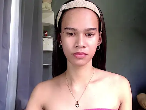 urseductivebarbie xx online show from January 2026 03:00:02 AM