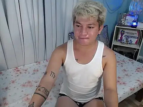 Snapshot of Fuckboii_intown chatting on December 2025 06:46:02 PM Fuckboii intown online show from December 2025 06:46:02 PM