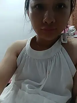 MinhChauXXX19 online show from June 2026 02:27:02 PM