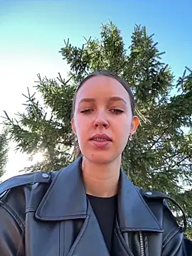 ElliRose online show from September 2025 05:01:02 AM