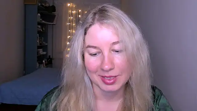 Snapshot of NancySanders chatting on May 2026 08:14:02 PM NancySanders online show from May 2026 08:14:02 PM