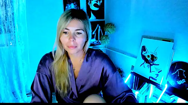Snapshot of LoraBoyar chatting on July 2026 02:15:02 AM LoraBoyar online show from July 2026 02:15:02 AM