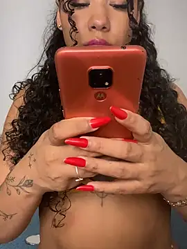 Snapshot of jhennyfer chatting on June 2026 03:20:02 AM jhennyfer online show from June 2026 03:20:02 AM