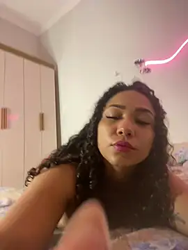 Snapshot of jhennyfer chatting on July 2026 06:00:01 AM jhennyfer online show from July 2026 06:00:01 AM