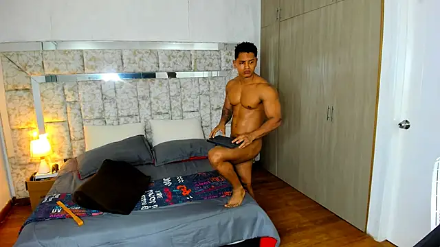 markustheroy333 online show from November 2025 12:35:01 AM