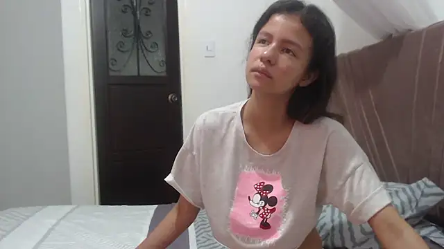 nathaly jones  online show from April 2026 12:16:02 PM