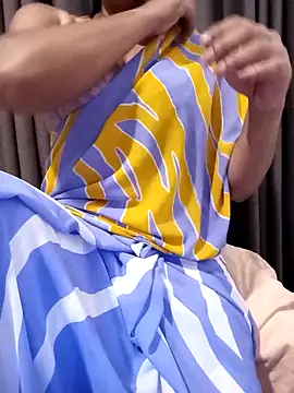 Snapshot of Hot_Zneha chatting on February 2026 04:34:02 PM Hot Zneha online show from February 2026 04:34:02 PM