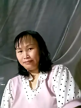 maple694 online show from October 2025 02:25:02 PM