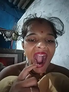 Snapshot of Maya_bhoji chatting on July 2026 10:47:01 PM Maya bhoji online show from July 2026 10:47:01 PM